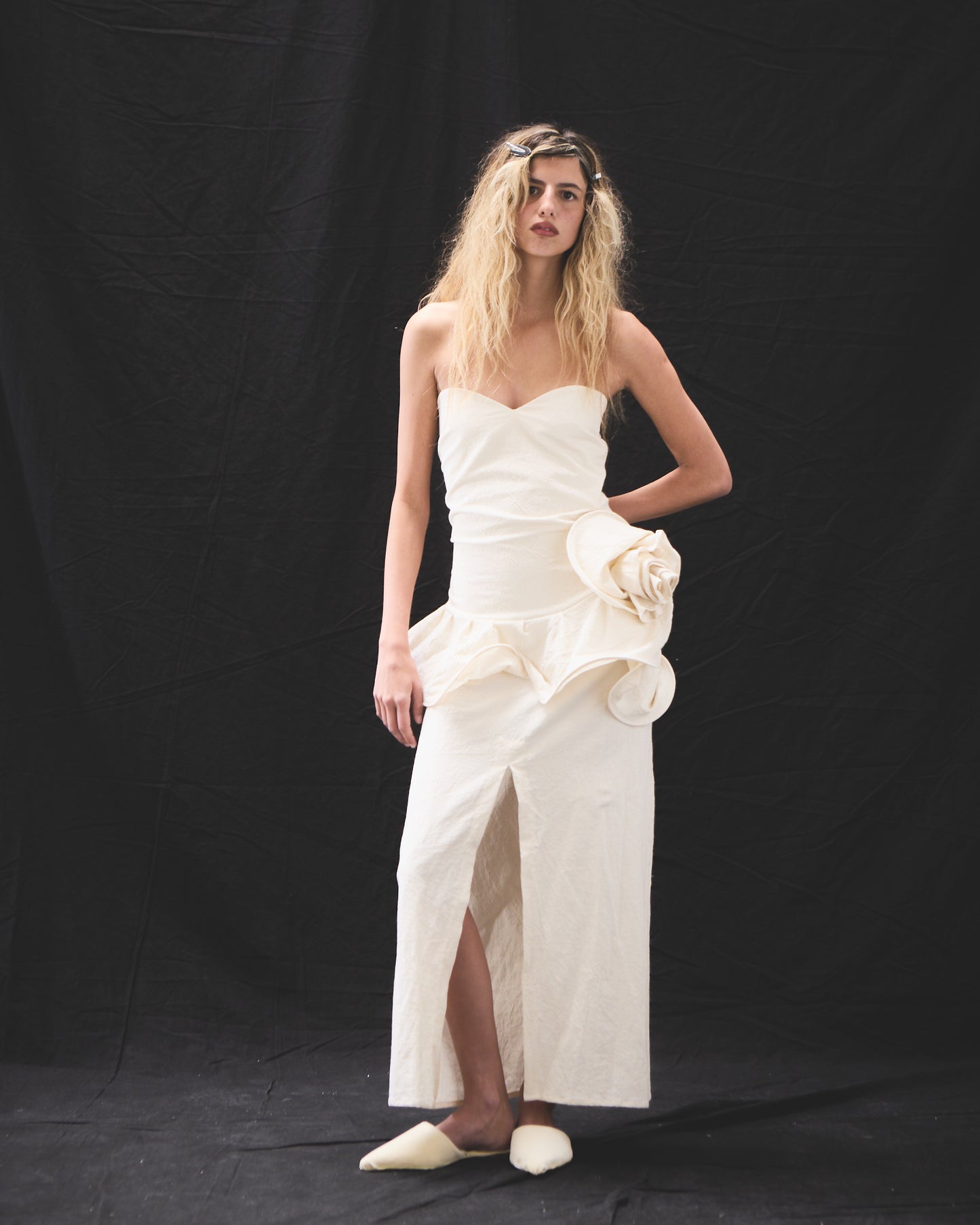 STRAPLESS NOVIA DRESS